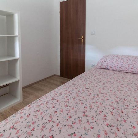 Modern Apartment Sara-Near The Beach Privlaka  Exterior photo